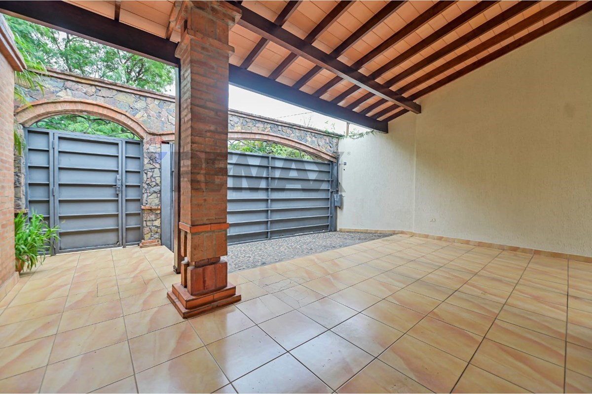 Casa de Lujo: Inversión en Villa Morra, Asunción — foto 3