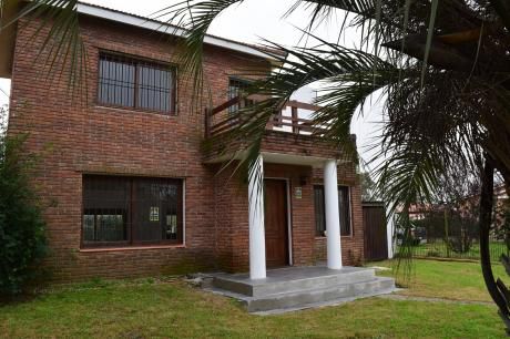 Excelente Casa En Solymar