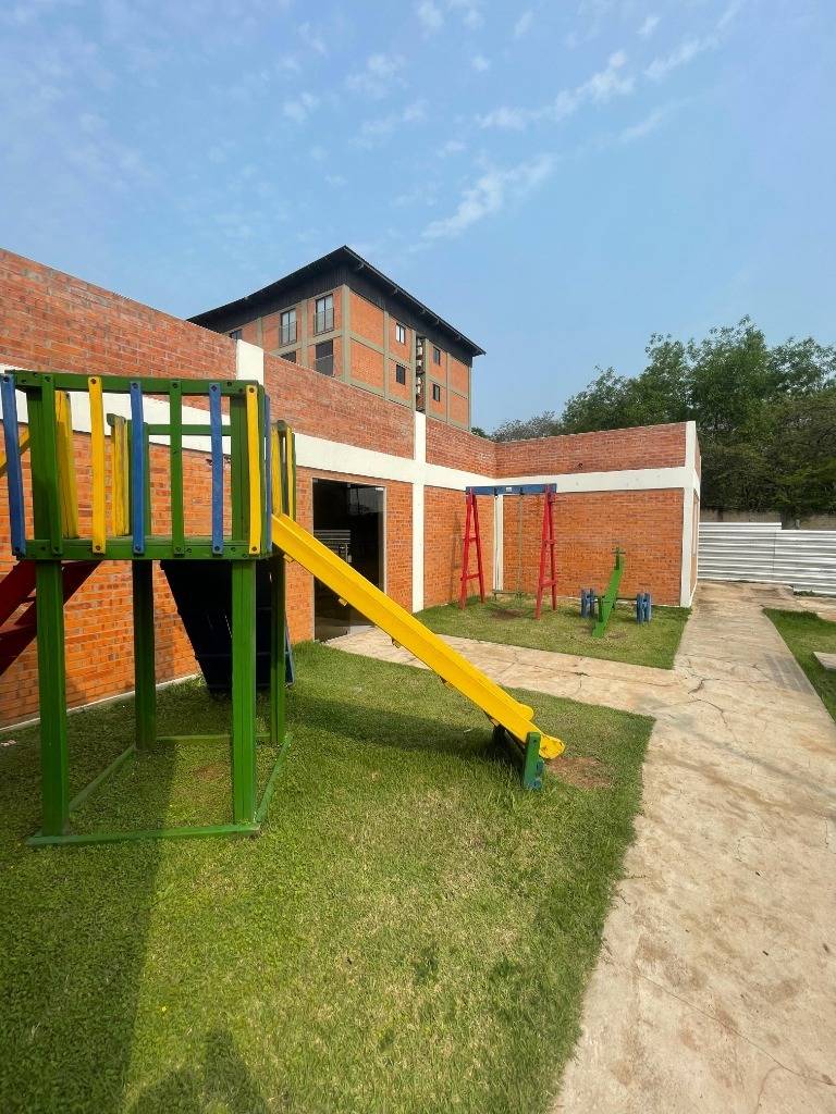 ALQUILO DEPARTAMENTO DE 2 HAB - CONDOMINIO EN LUQUE — foto 2