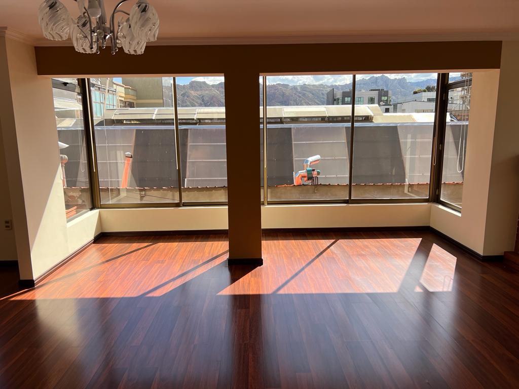 Departamento en venta en Calacoto