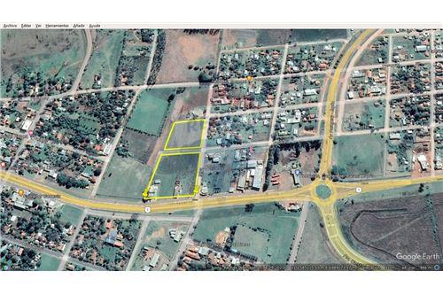 TERRENO CERCA DE PLAYA ENCARNACIÓN EN VENTA - CARMEN DEL PARANÁ — foto 2