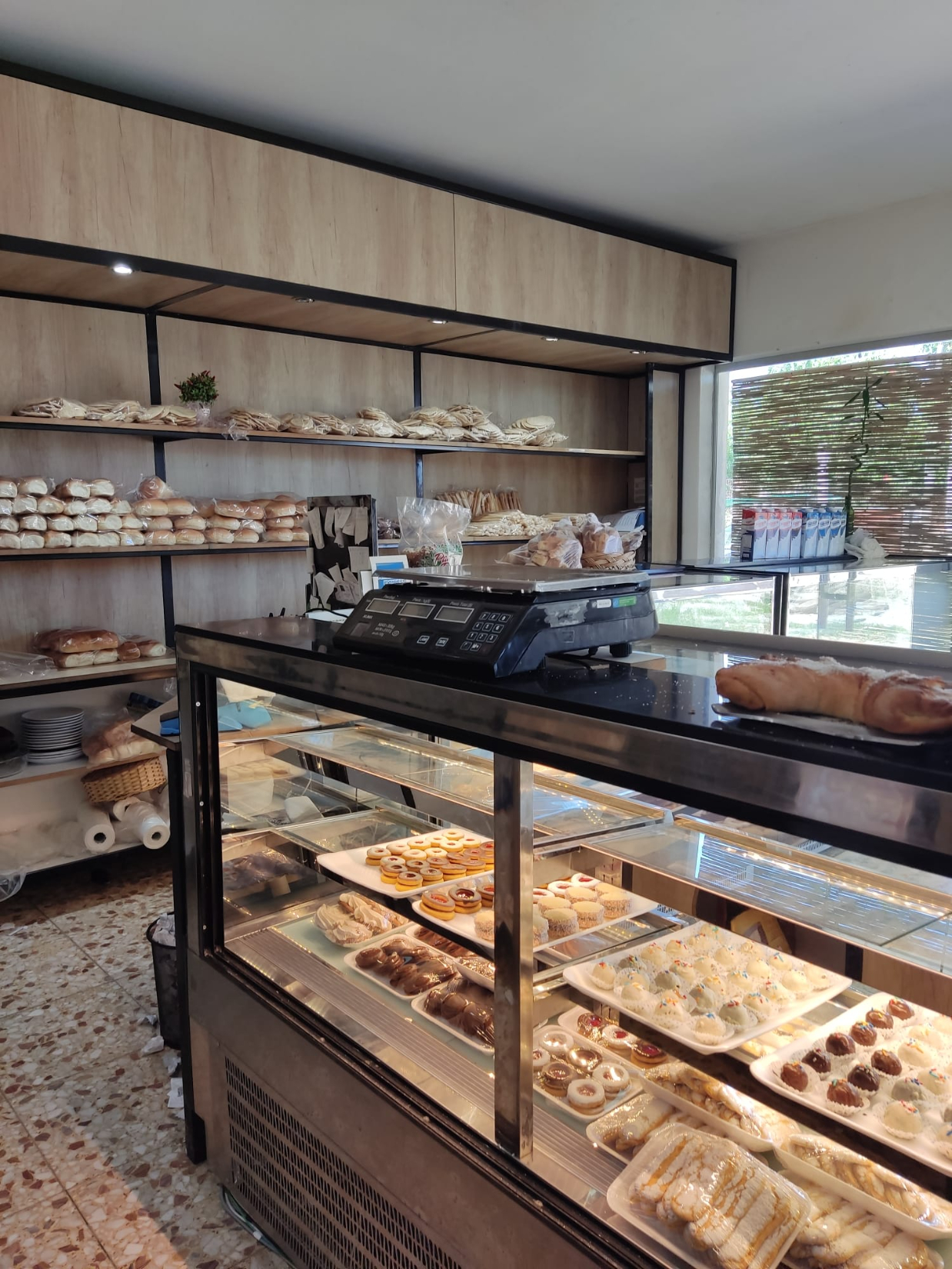 Alquiler. Multirubro, Actualmente Panadería, Clientela Fija. · Foto 4