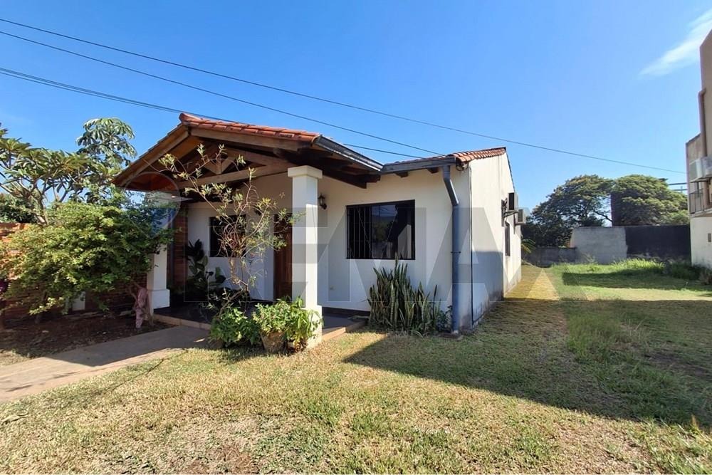 CASA EN ALQUILER - MARIANO ROQUE ALONSO — foto 2