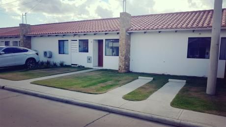 Casa En Venta A Estrenar En Cond. Privado La Fontana La Riviera & Smart Life I