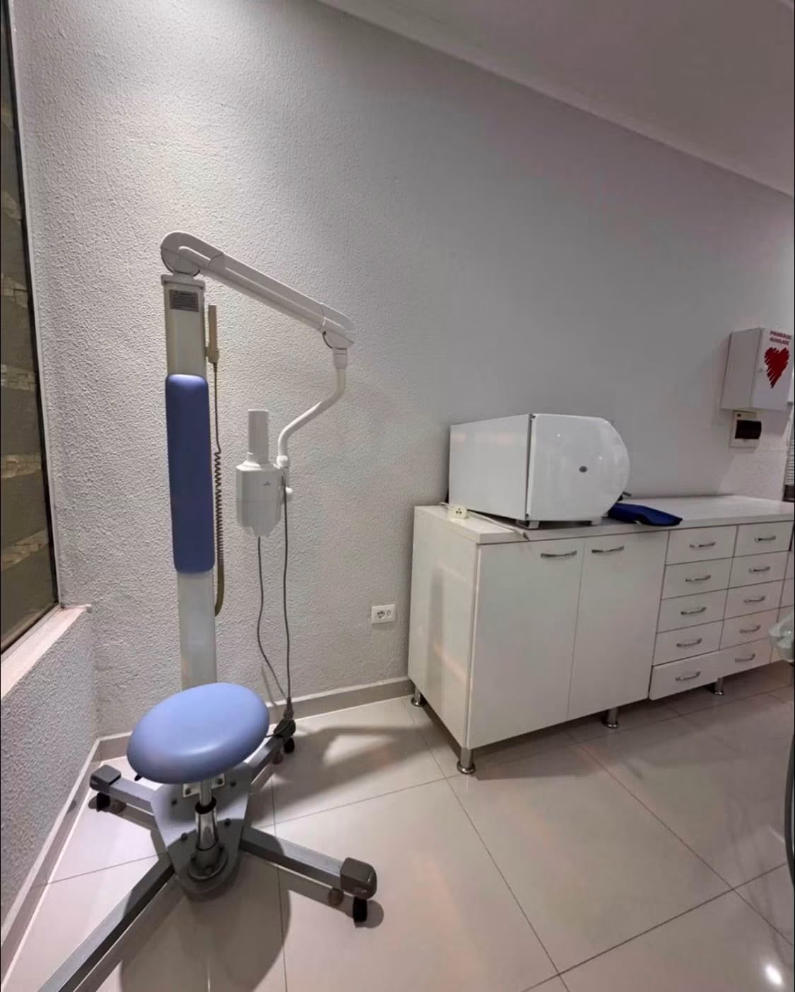 ALQUILO CONSULTORIO ODONTOLOGICO EN EL ÁREA 1 CDE — foto 3