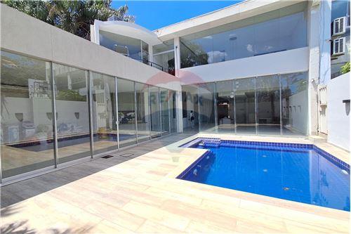 ALQUILO RESIDENCIA EN MBURUCUYA — foto 2