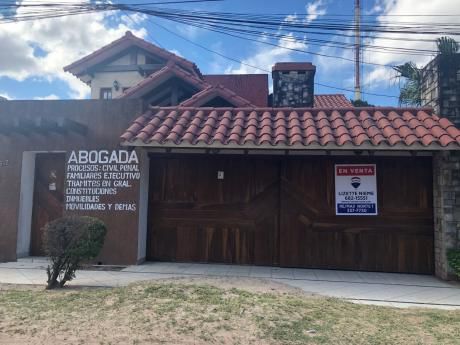 En Venta Bella Casa Por La Av. Beni Y Alemana