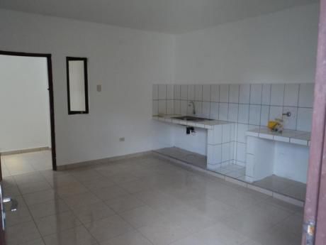 Casa Independiente De 3 Dormitorios