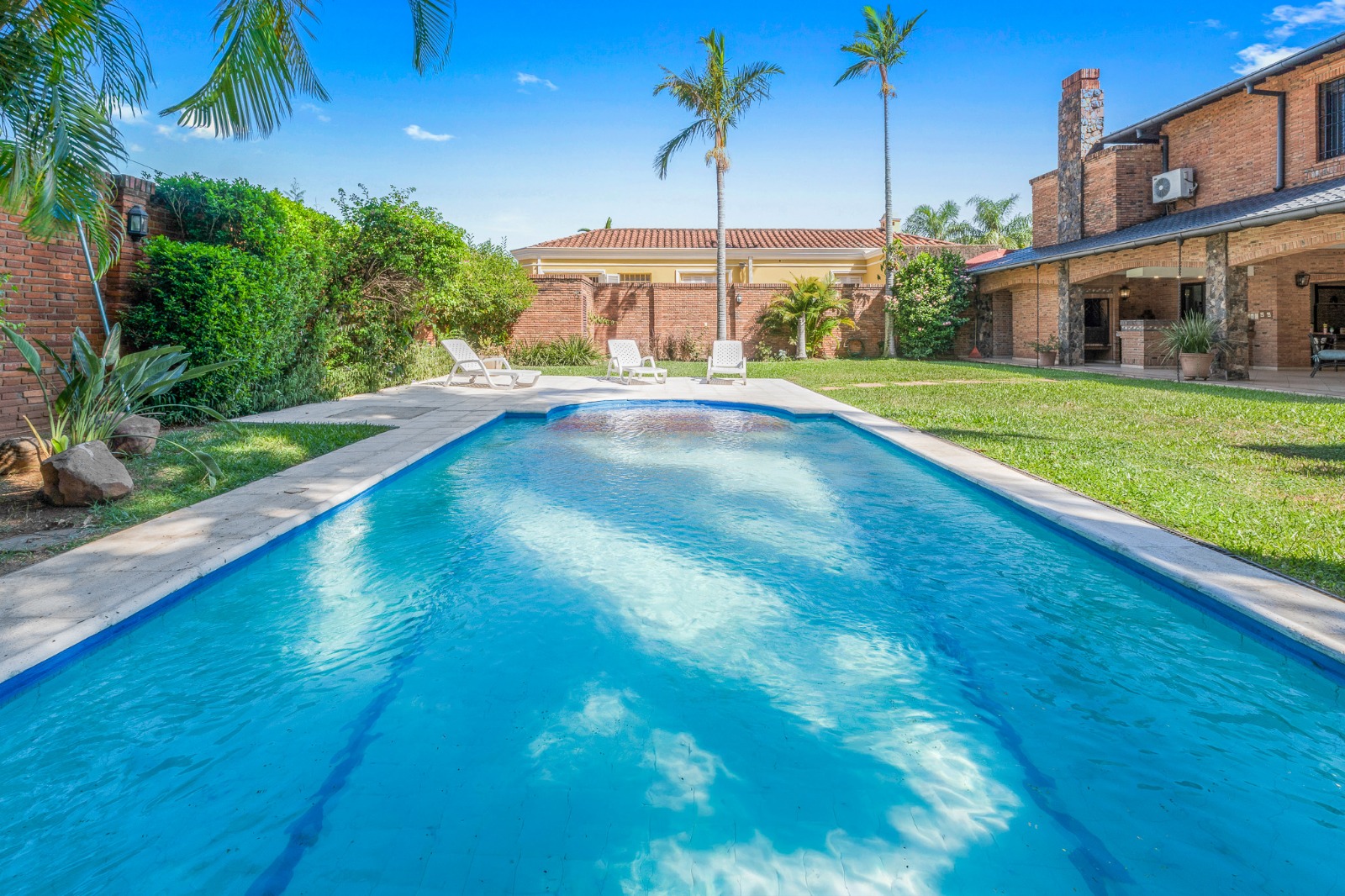 Casa en venta en Mburucuyá