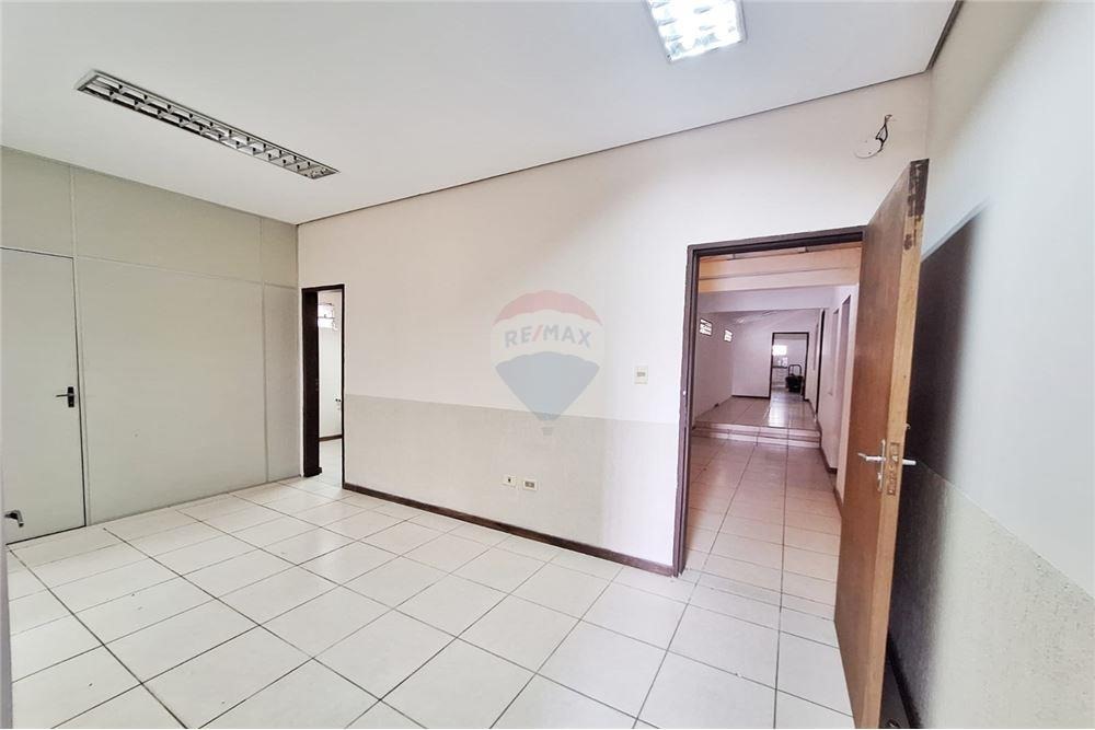 ALQUILO CASA PARA OFICINAS A PASOS DE SACRAMENTO Y MOLAS LOPEZ — foto 3