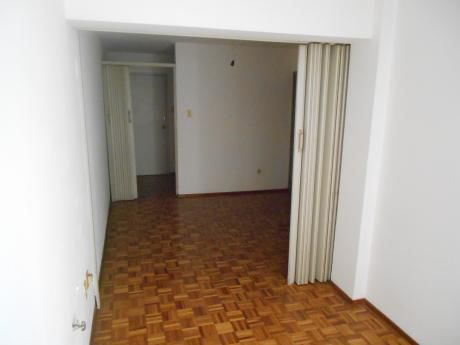 Apartamento Luminoso, Funcional.-