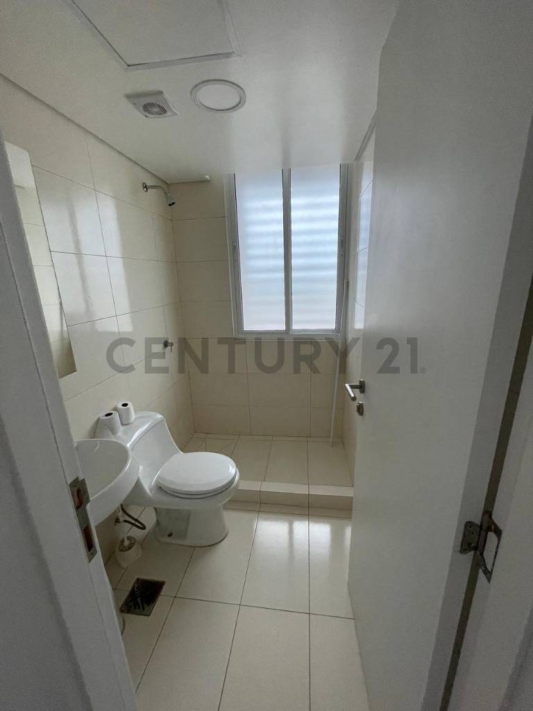 ALQUILO DEPARTAMENTO EN ALTAMIRA SURUBI'I — foto 3