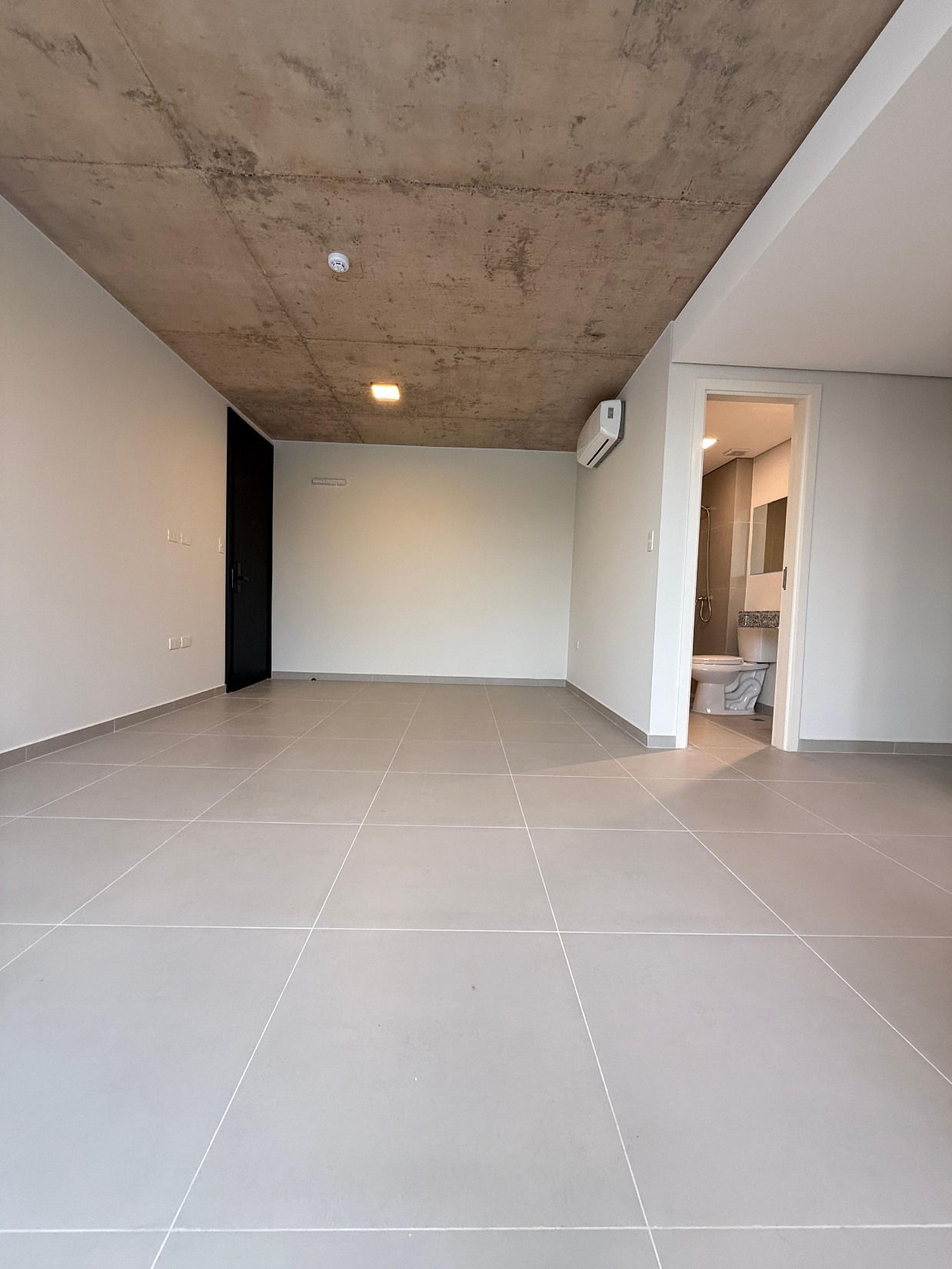 Departamento en alquiler en Luque — foto 3
