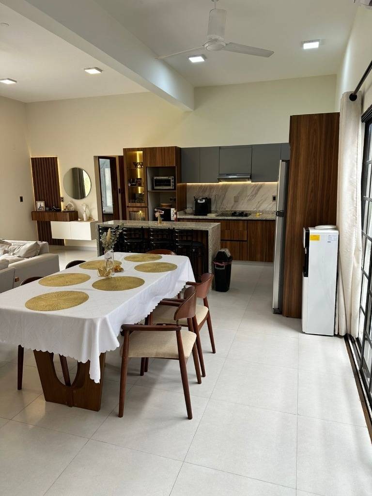 VENDO CASA EN SAN LORENZO | BARRIO CAPILLA DEL MONTE — foto 2