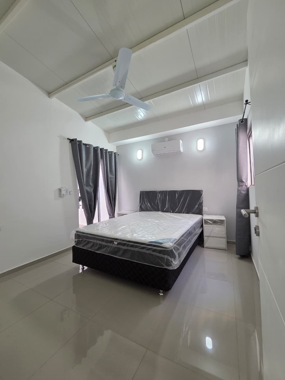 VENDO DÚPLEX A ESTRENAR EN SAN BERNARDINO — foto 2