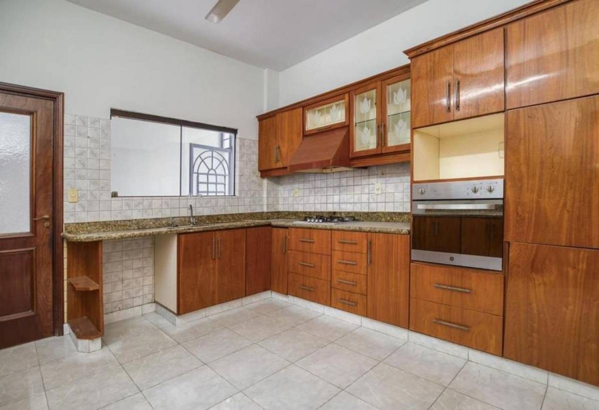 EN VENTA REDIDENCIA PREMIUN DETRÁS DEL SHOPPING DEL SOL — foto 3