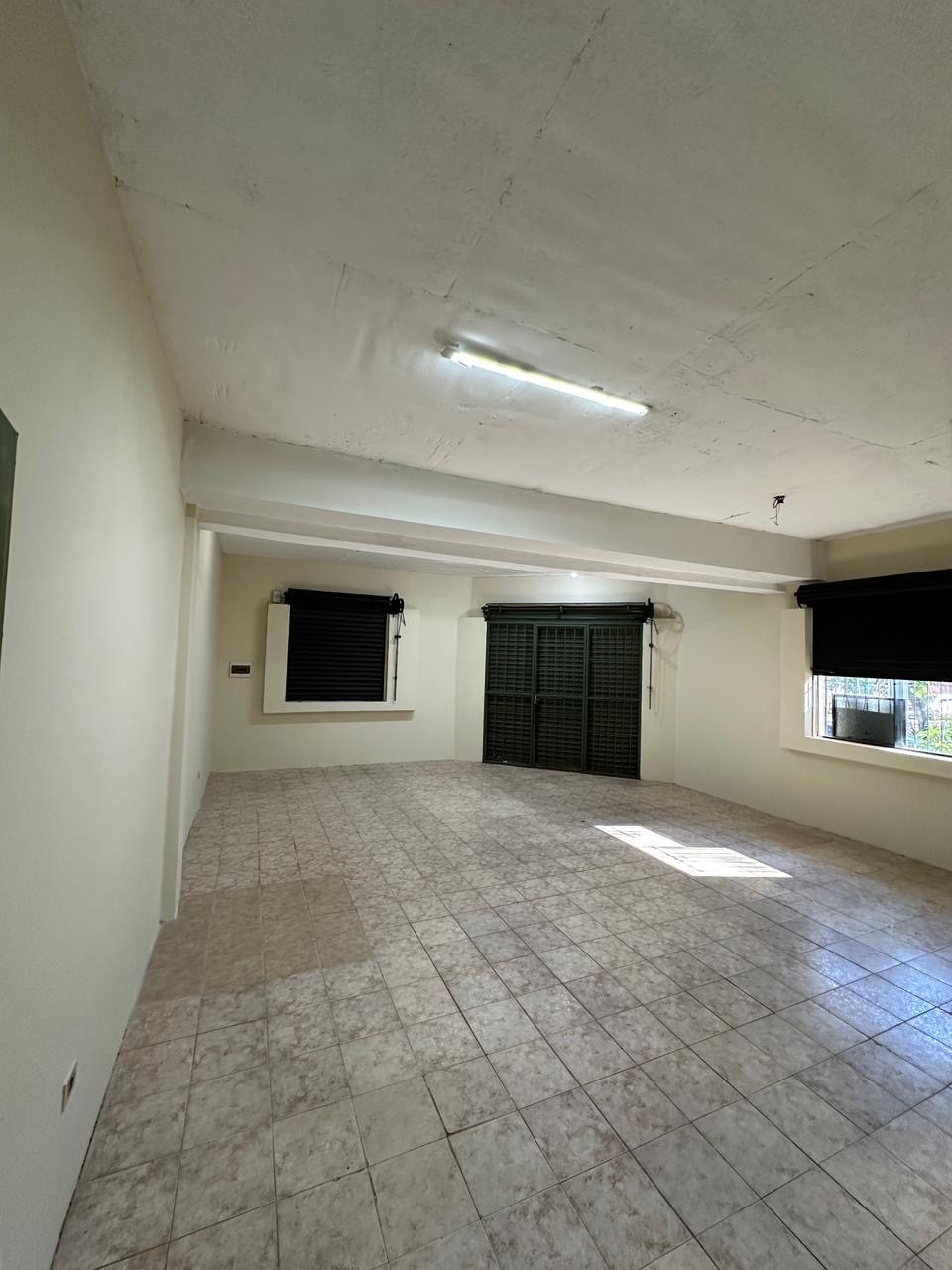 ALQUILER DE SALÓN COMERCIAL O VIVIENDA – FERNANDO DE LA MORA ZONA SUR — foto 2