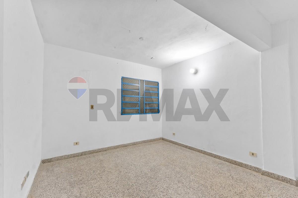 Edificio en venta en Pettirossi, Asunción — foto 3