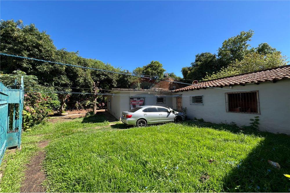 Terreno en venta en Fernando de la Mora — foto 2
