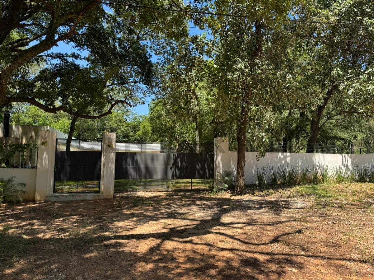 Casa 5 dormitorios, 350 m2, San Bernardino — foto 2