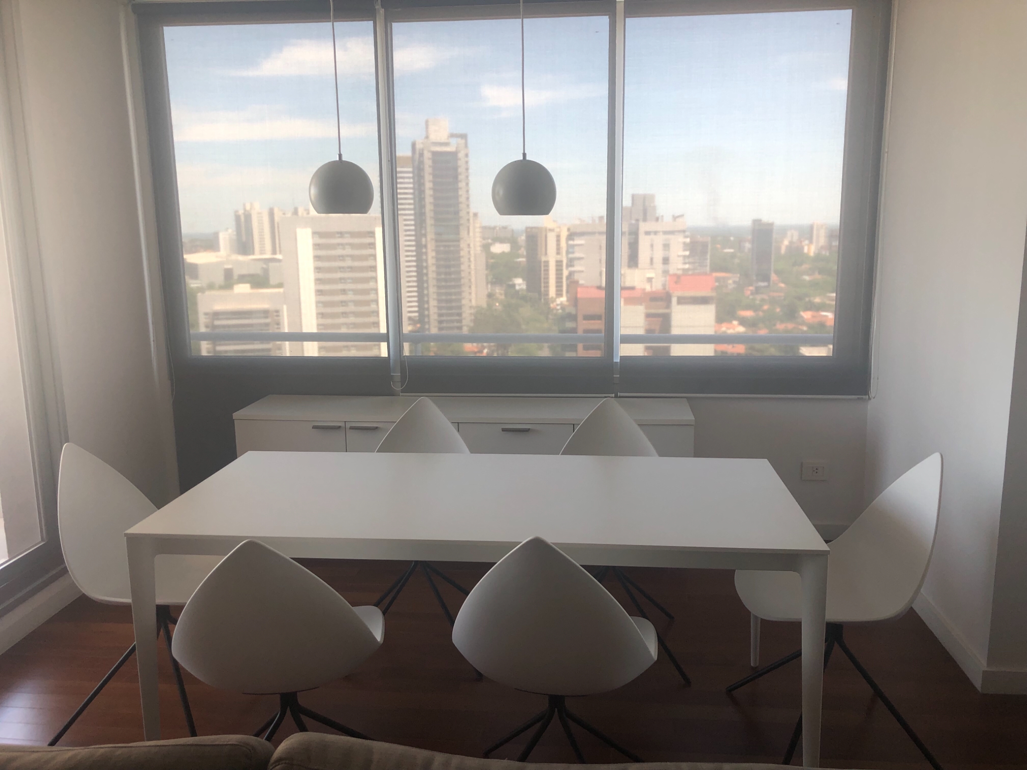 Alquiló dpto Amoblado Moderno — foto 2