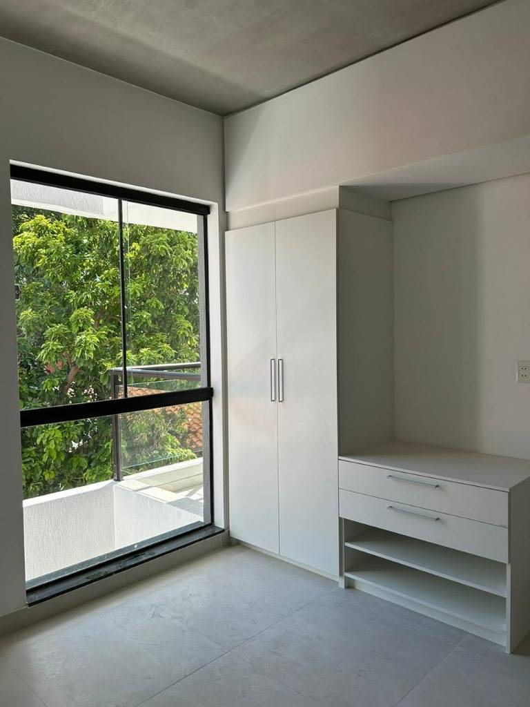 Alquilo departamento Barrio Villa morra — foto 3