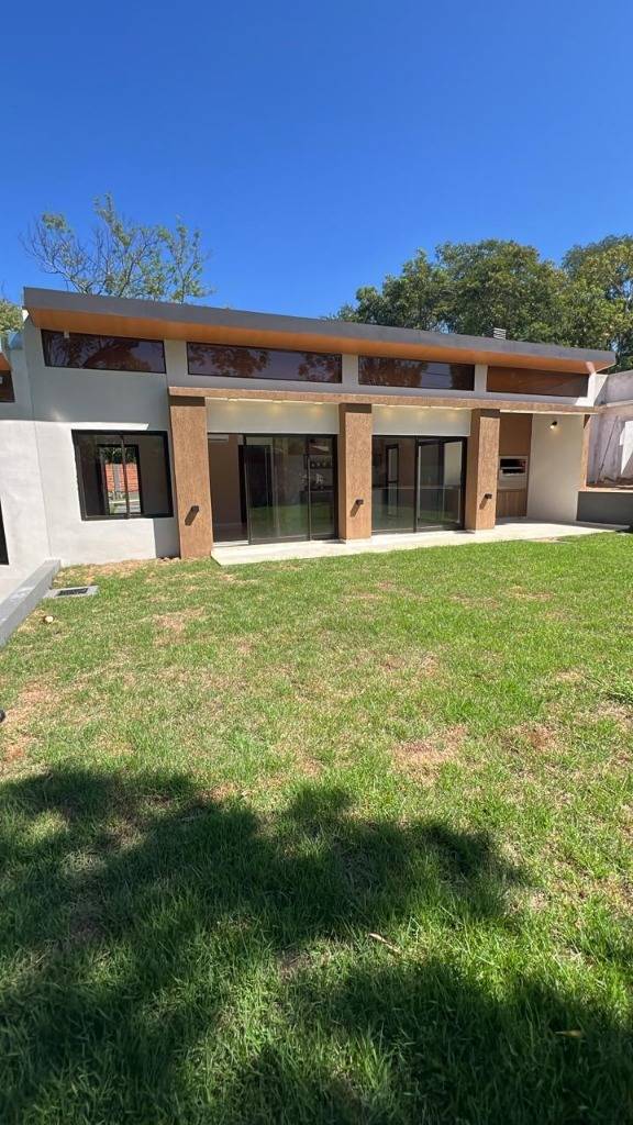 Alquiler de Casa en Barrio Cerrado Terra Viva – Maramburé, Luque — foto 2