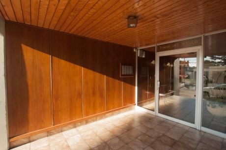 Excelente Apartamento Un Dormitorio Centro Maldonado