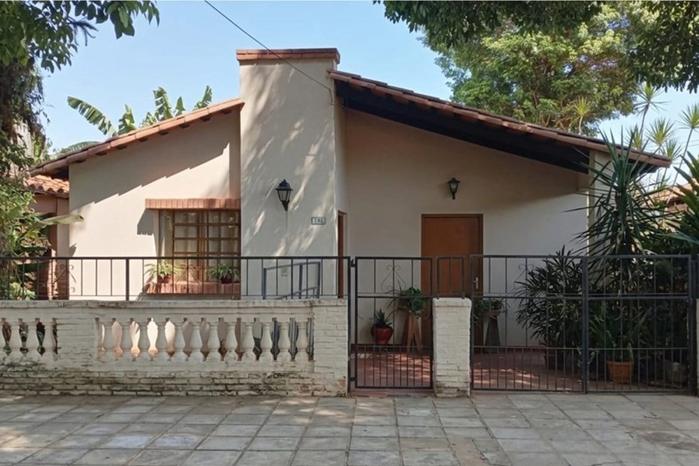 Casa en venta en Luque