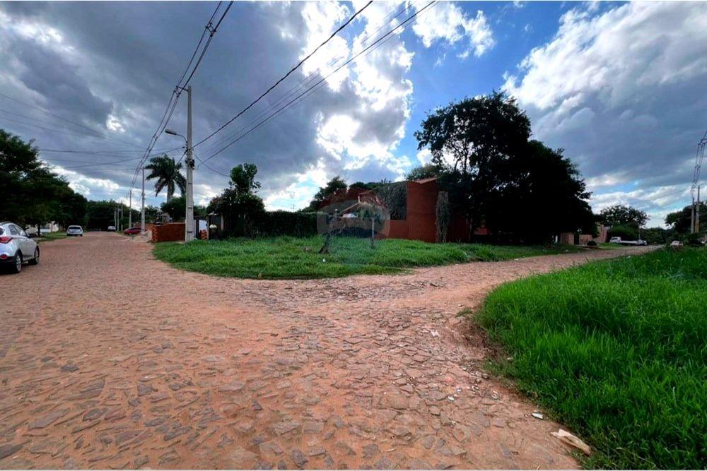 Terreno-Venta-Luque — foto 2