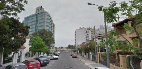 Venta Casa Impecable En Punta Carretas Con Jardín