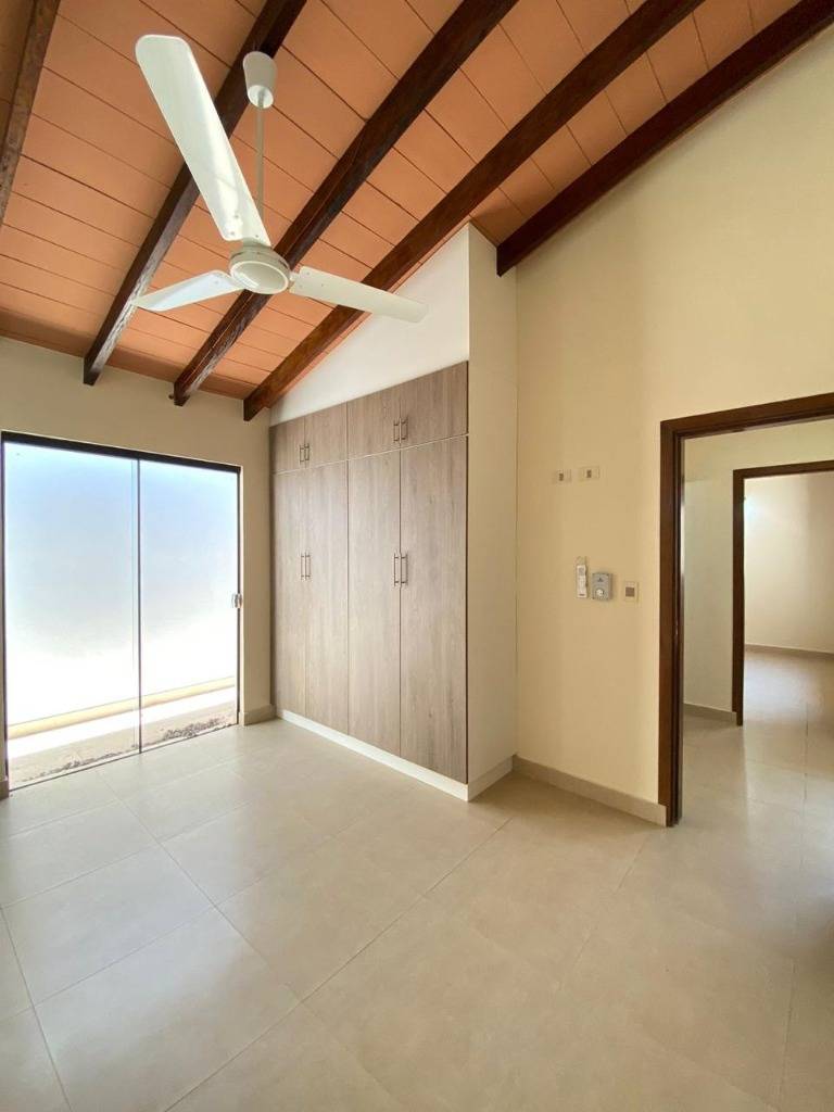 Alquilo Moderna y Amplia Casa a Estrenar en FDM SUR — foto 3