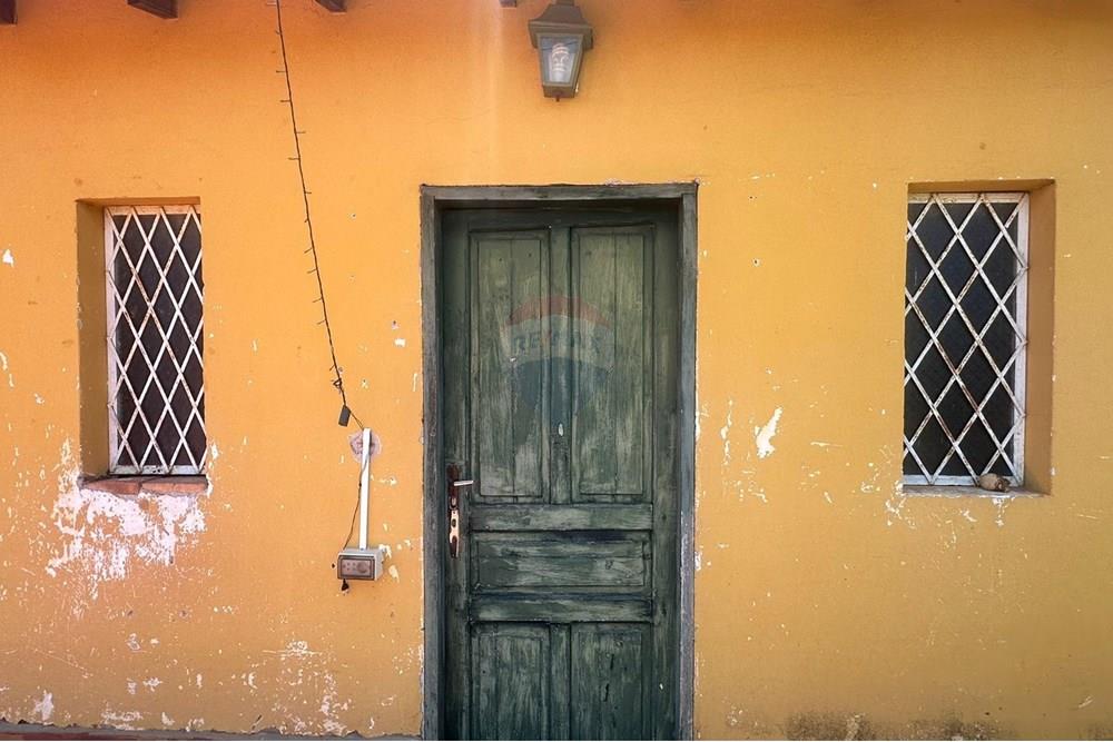 VENDO CASA CON SALONES COMERCIALES EN LAMBARE — foto 2