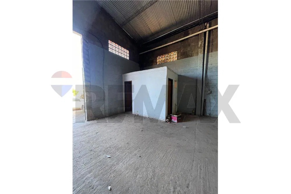 En alquiler Tinglado con espacio flexible y funcional de 431 m2 — foto 3