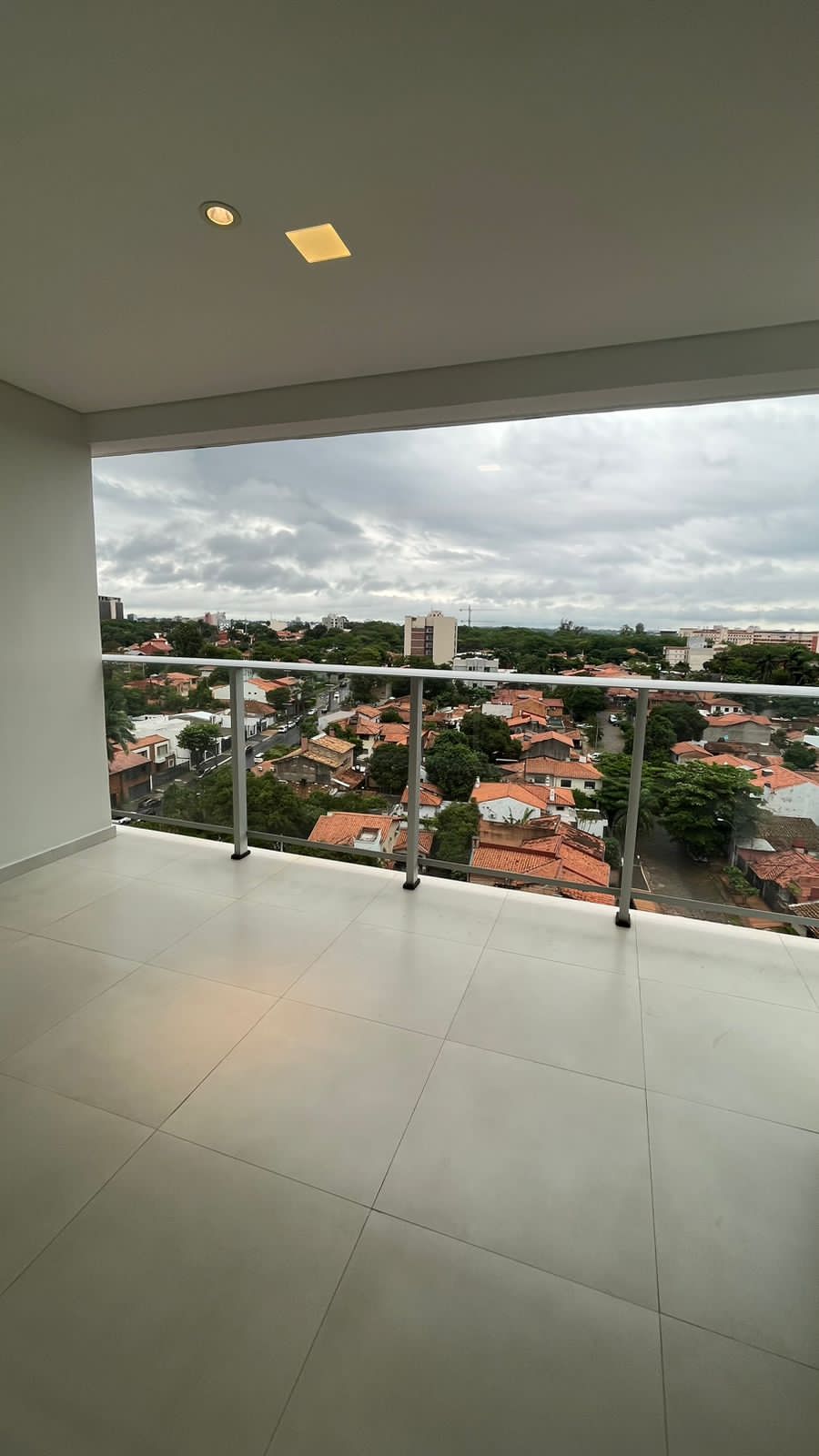DPTO SEMI NUEVO MOLAS LÓPEZ — foto 3