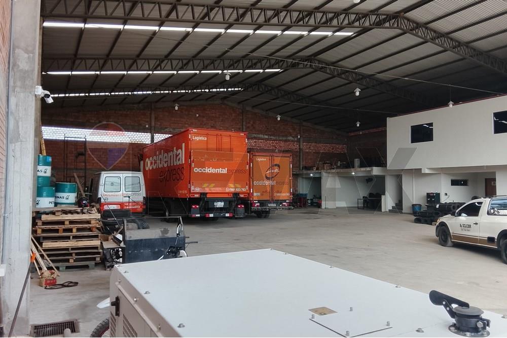 Depósito - Alquiler - Mariano Roque Alonso -  768 m2 con Oficinas — foto 3