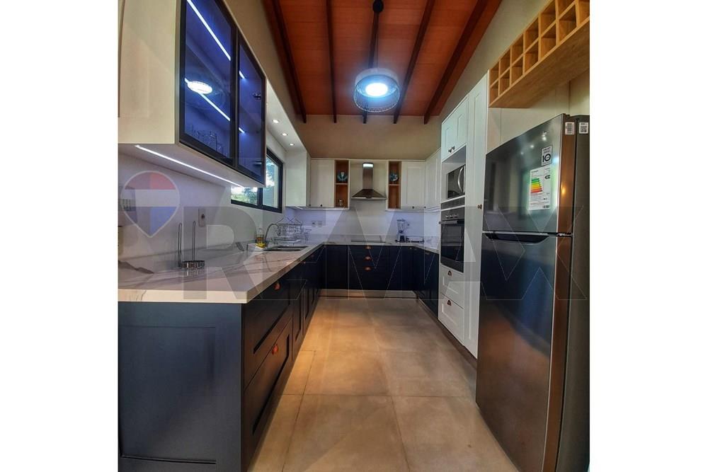 Casa - Venta - San Bernardino, Cordillera, Paraguay — foto 3