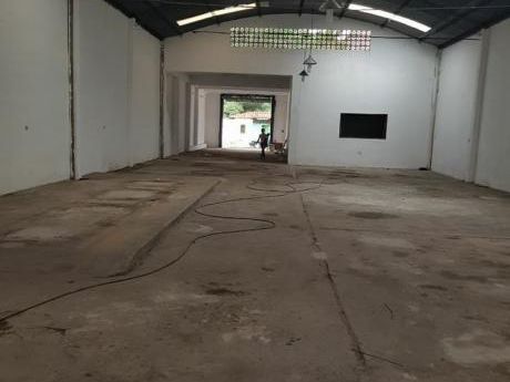 Alquilo Deposito En Asuncion Barrio Herrera