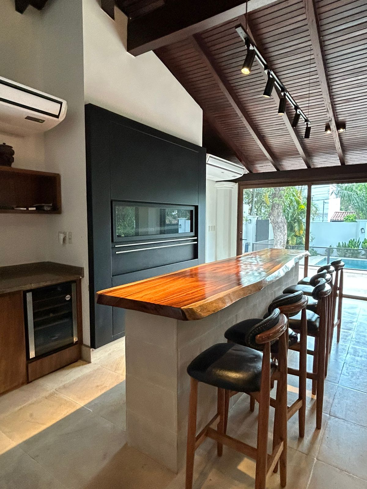 ALQUILER DE HERMOSA CASA TIPO COLONIAL DE 4 HABS EN SUITE – BARRIO TRINIDAD — foto 3