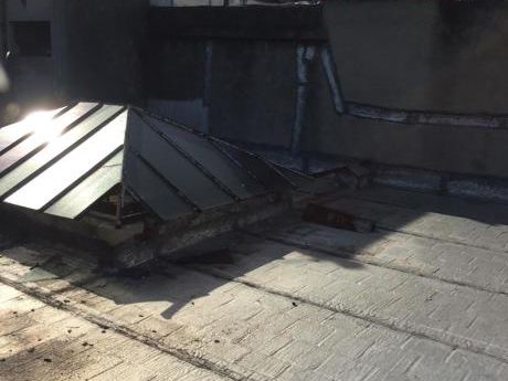 Aparlamento A Reciclar En La Comercia