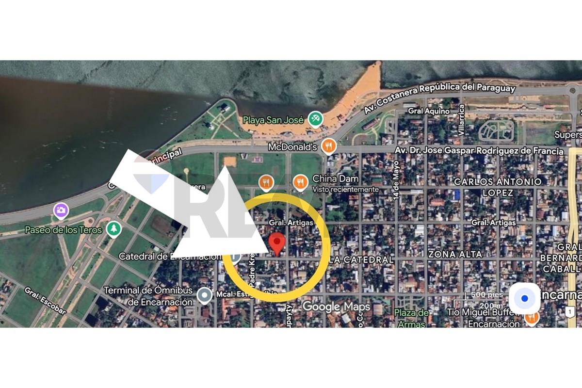 Propiedad en venta en pleno centro de Encarnación — foto 3