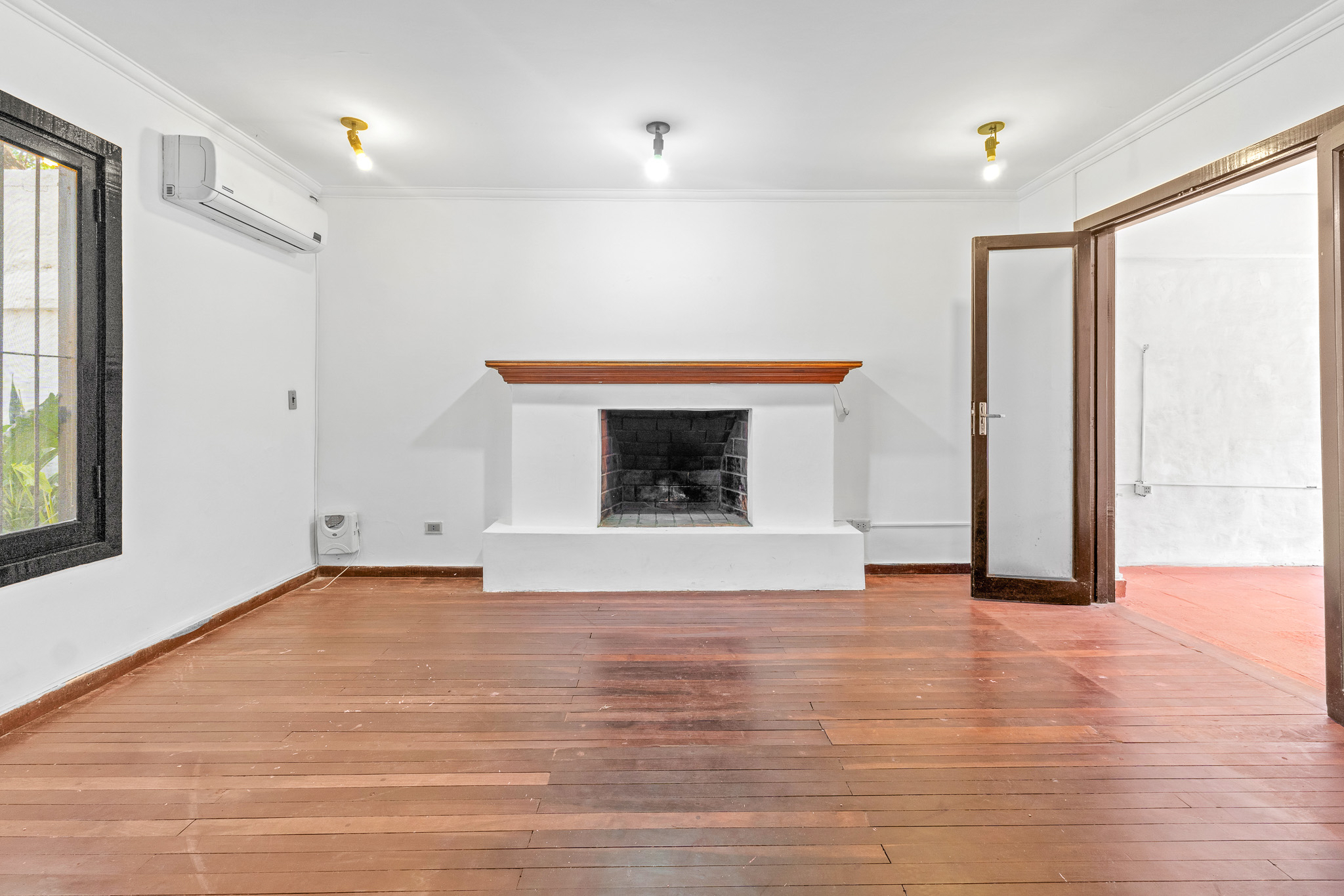 Residencia en Mburucuyá en VENTA — foto 3