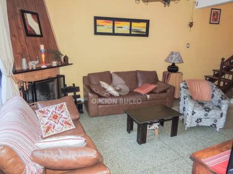 Casa A La Venta En Parque Batlle , 3 Dormitorios