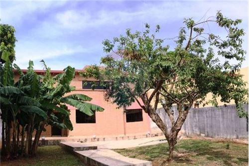 CASA DE DOS PLANTAS BARRIO HERRERA — foto 2