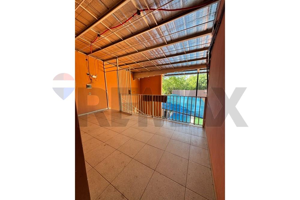 Casa - Alquiler - San Lorenzo, Central, Paraguay — foto 2