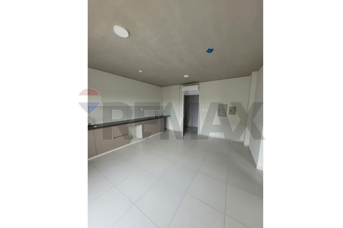 Departamento - Alquiler - Luque, Central, Paraguay — foto 3