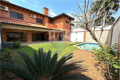Casa en alquiler en Las Lomas