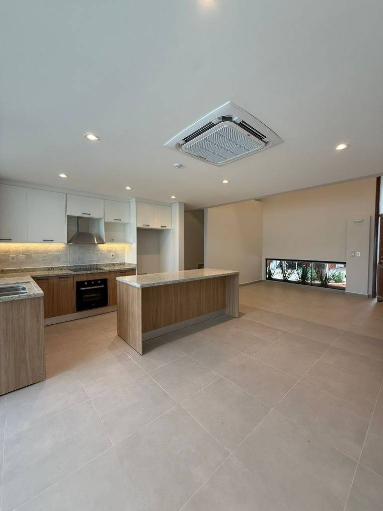 EN VENTA DUPLEX EN CONDOMINIO - LUQUE — foto 2