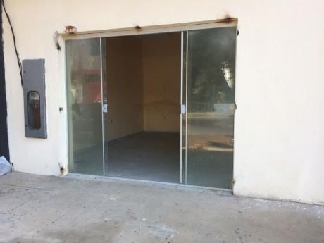 Alquilo Salon Comercial En San Lorenzo