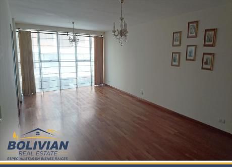 Departamento En Venta Sobre Av. Ballivian